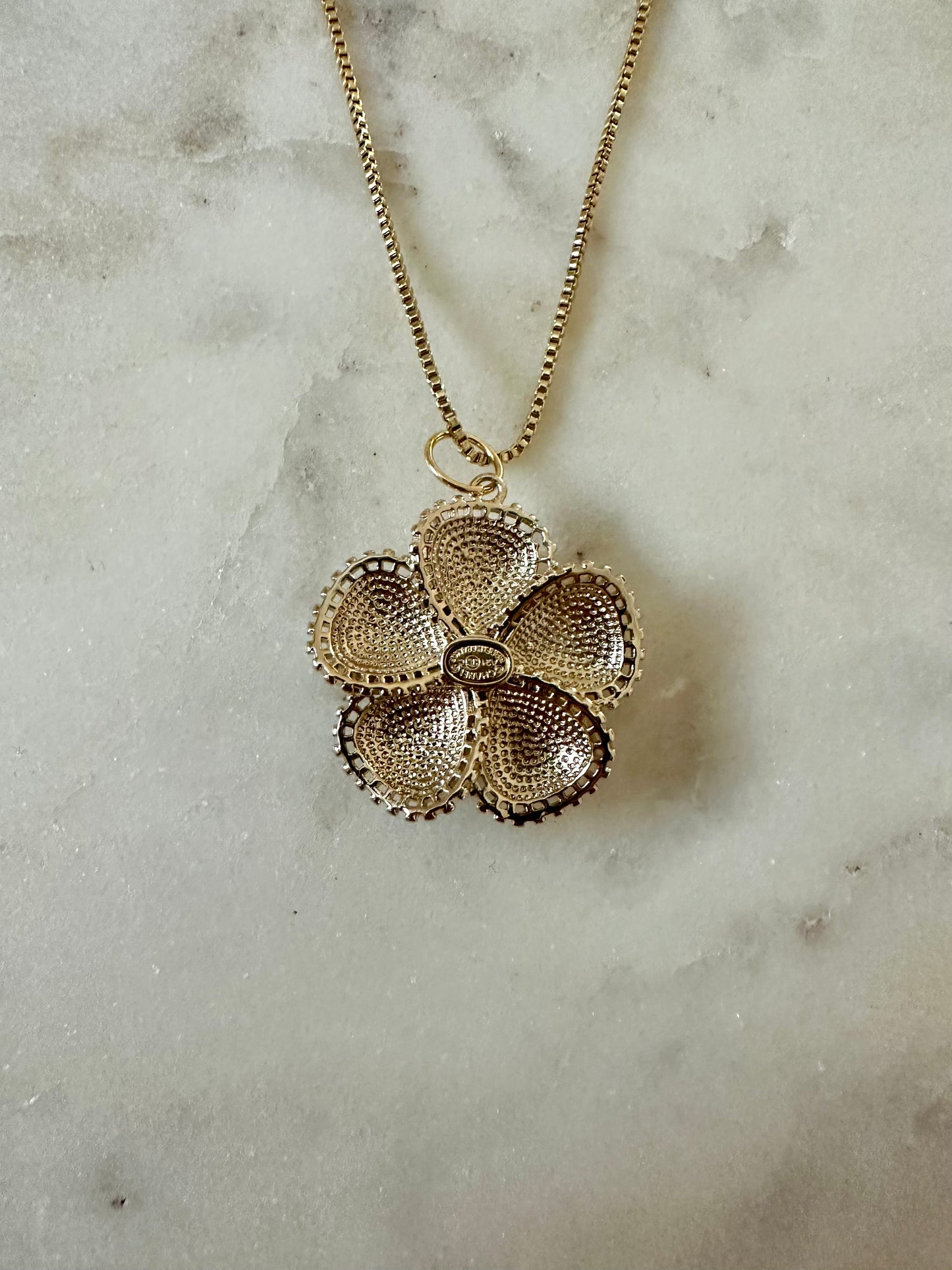 CC Tan Flower w/faux pearl accent necklace