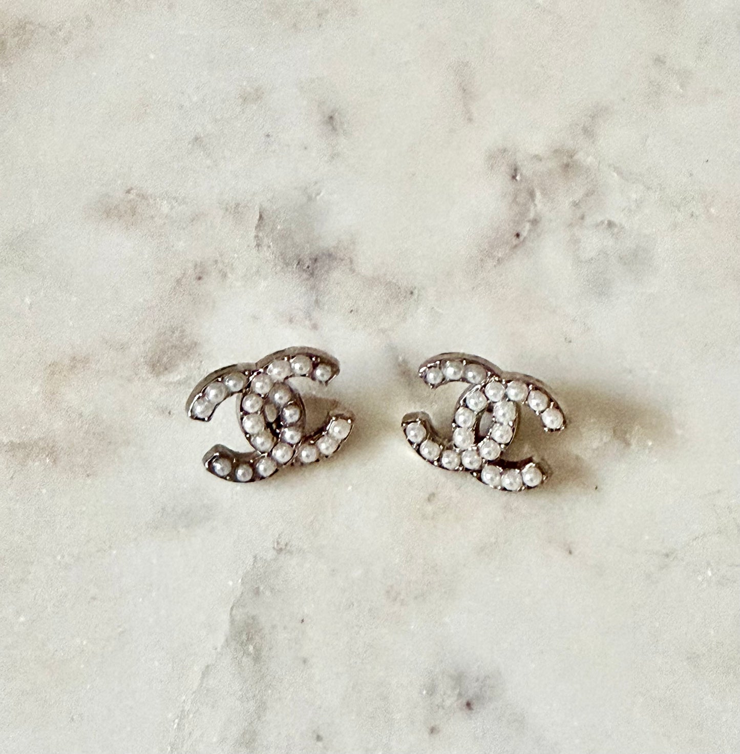 CC pearl button earrings silver tone