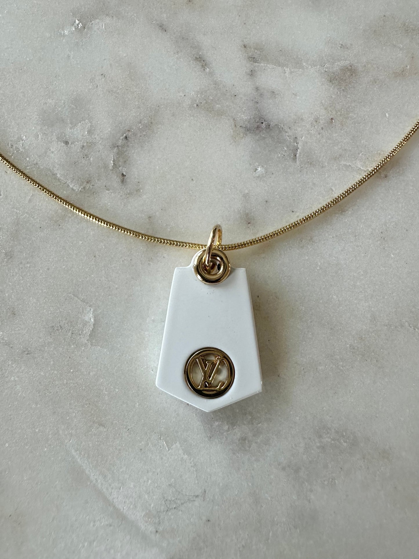 LV white tag necklace 16”