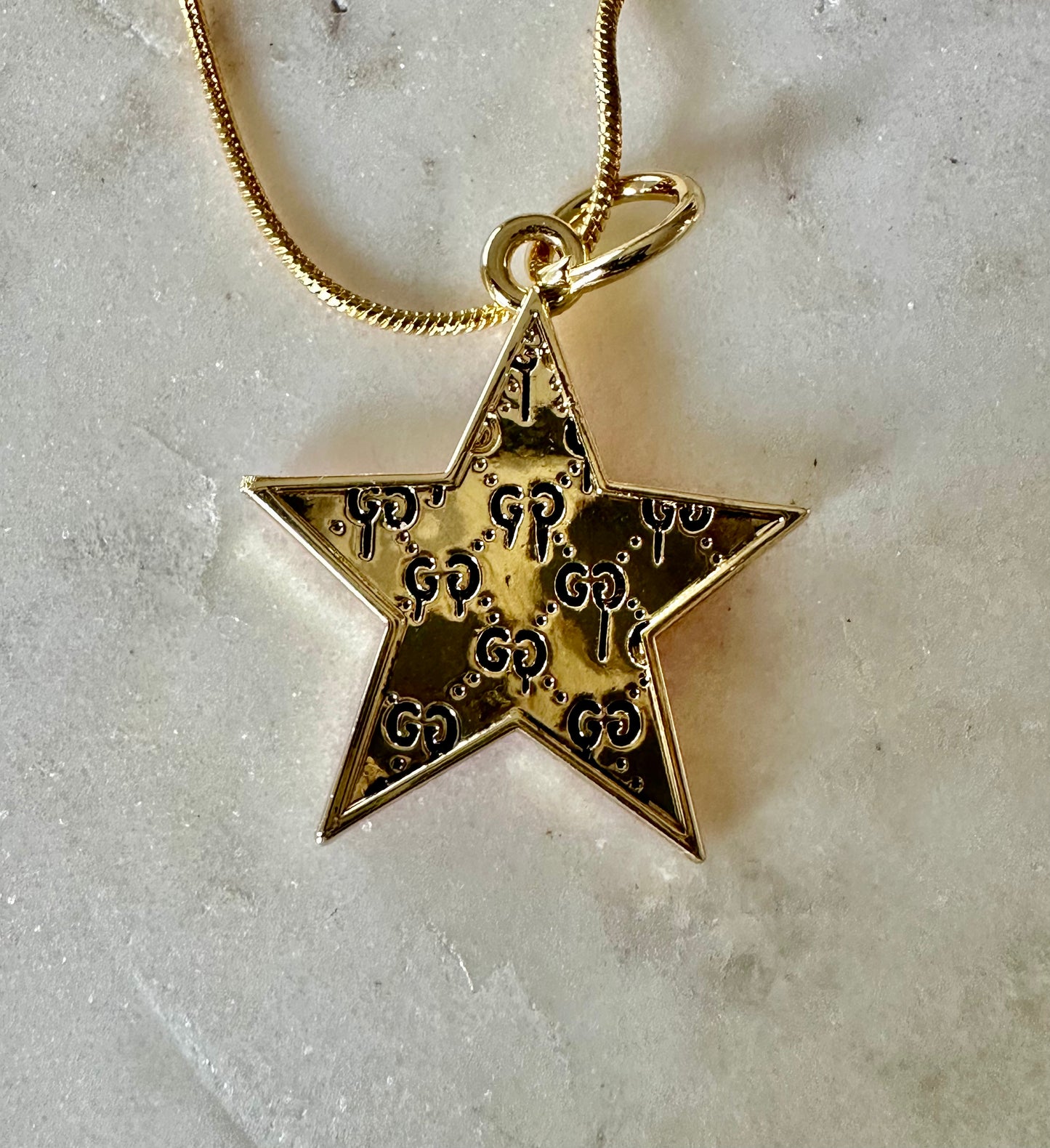 Gucci pink star necklace