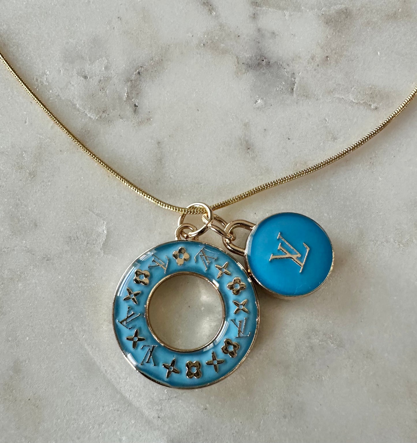LV blue donut necklace 16”
