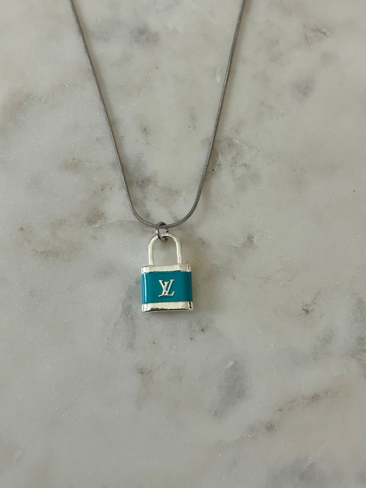 LV blue lock necklace