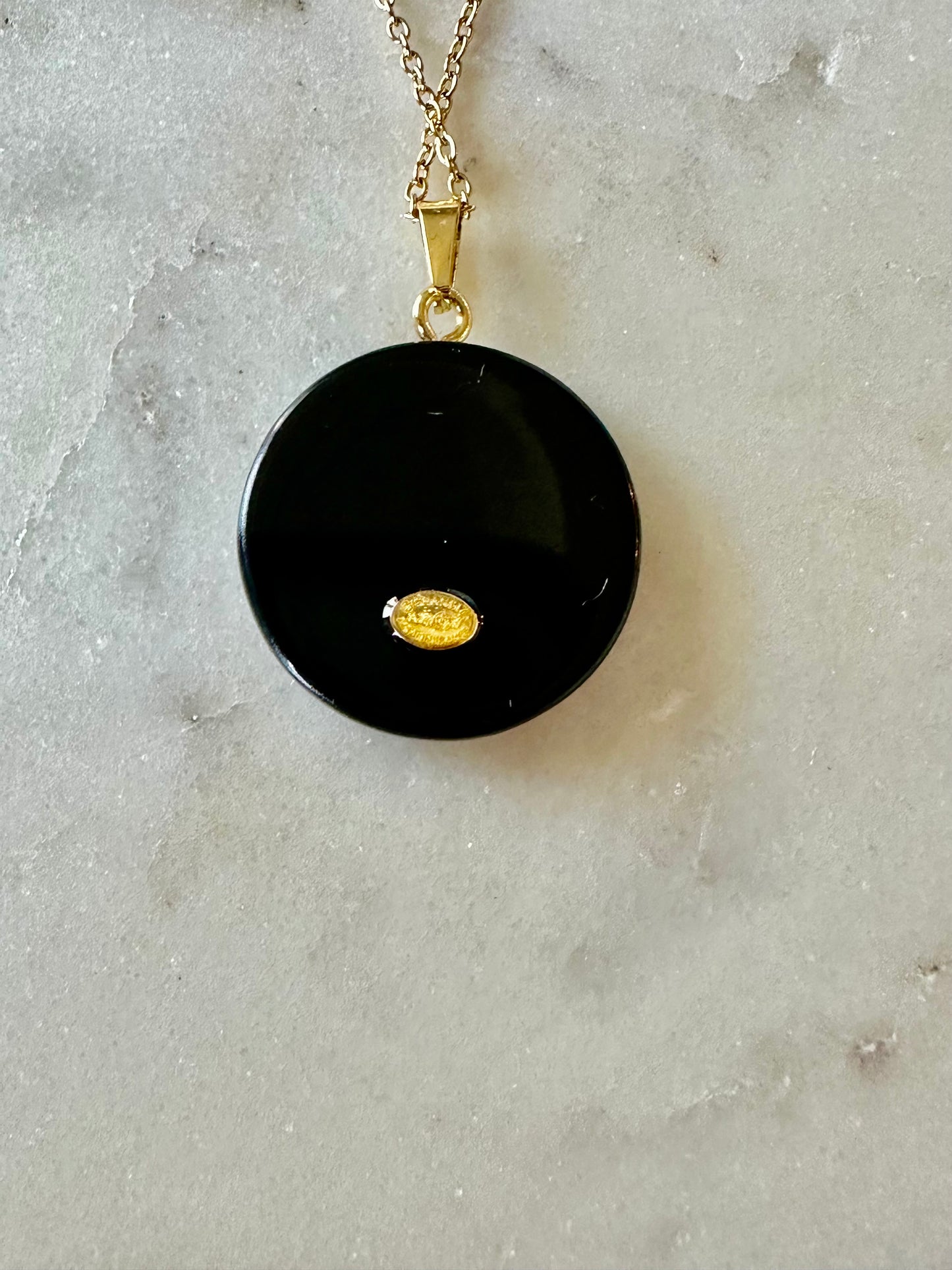 CC resin Monte Carlo necklace