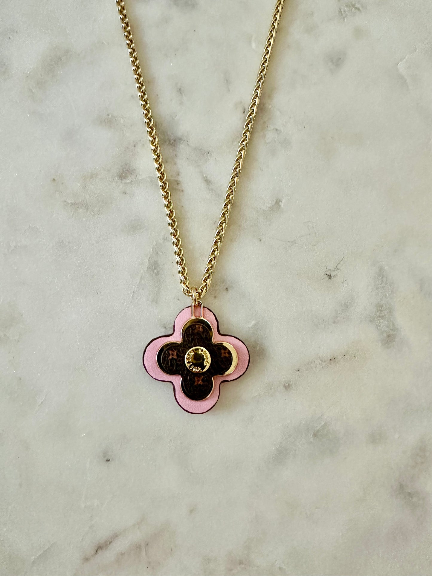 LV pink clover necklace