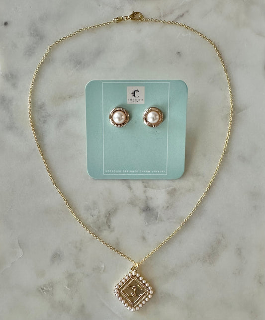 Chanel faux pearl set