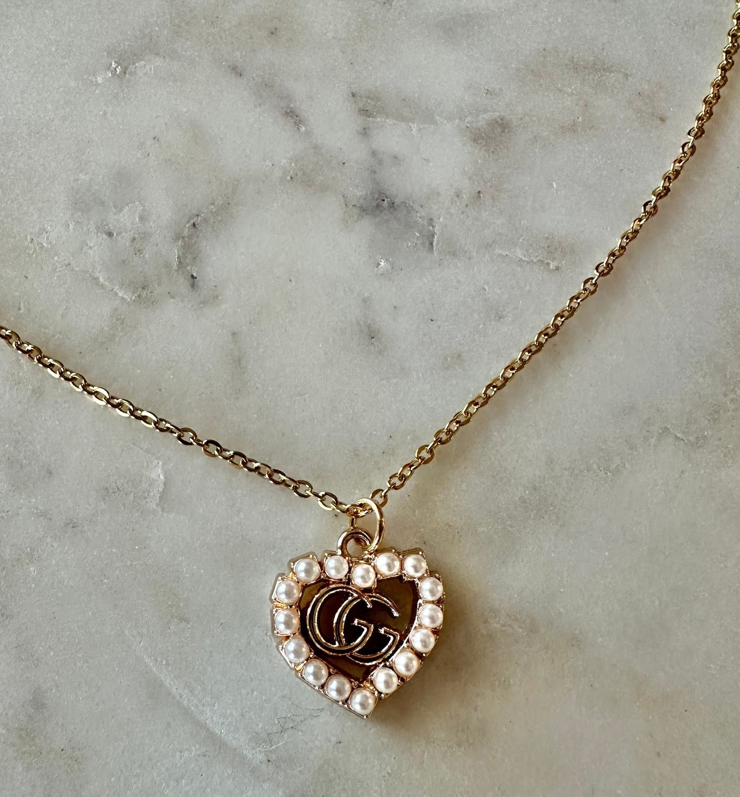 Gucci pearl heart necklace 16”