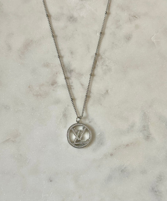 LV rhinestone circle necklace