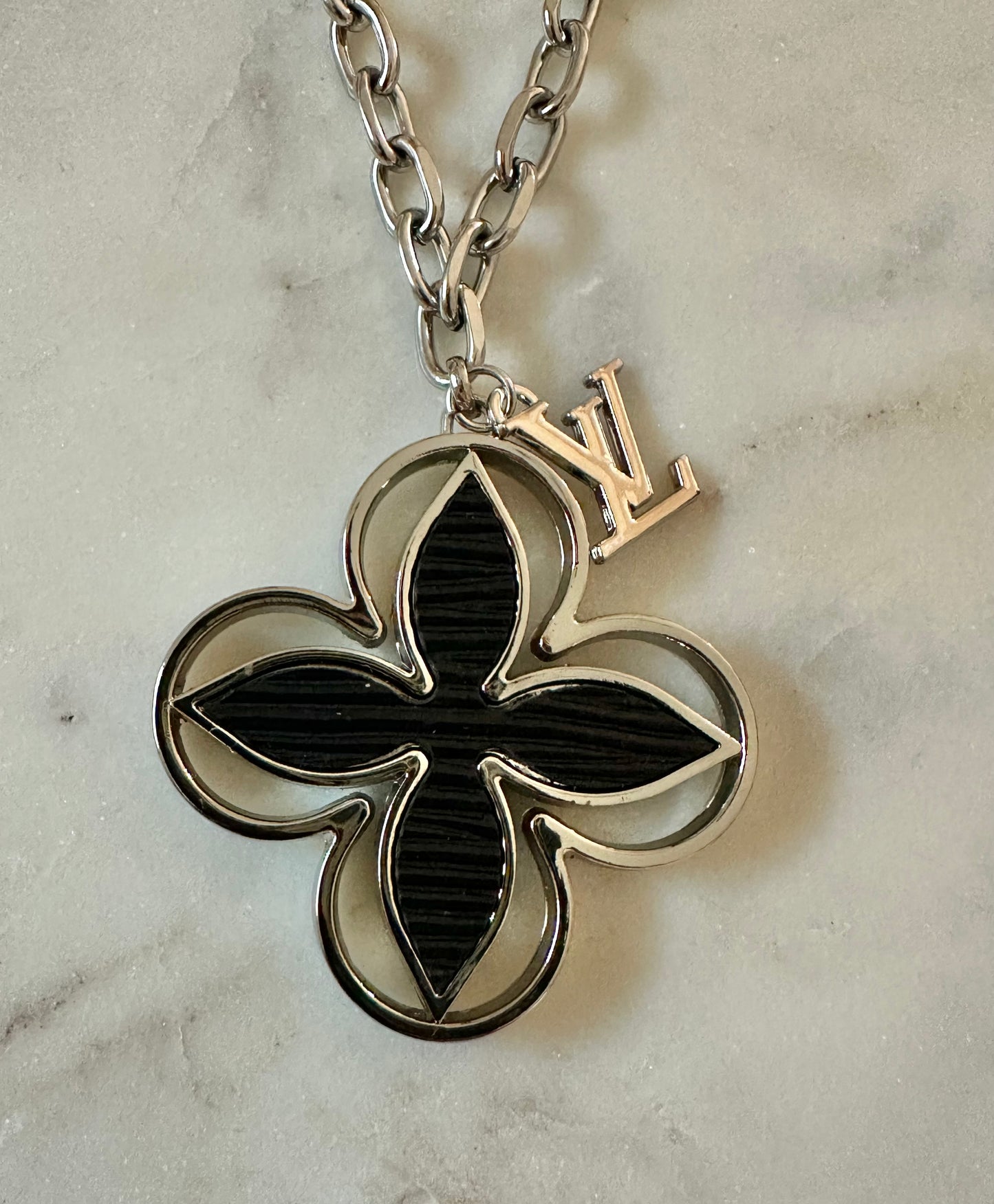 LV flower necklace