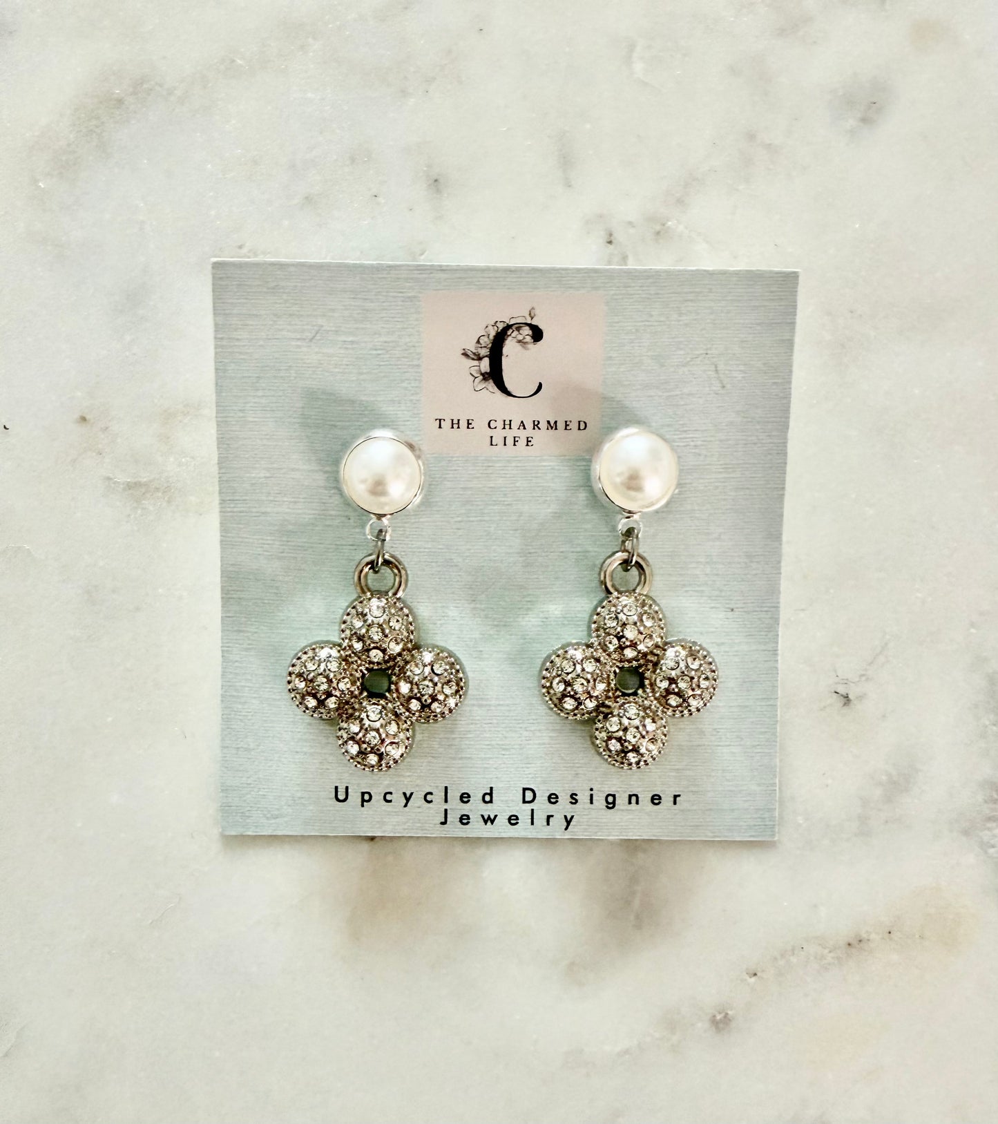 Pearl and clover earrings