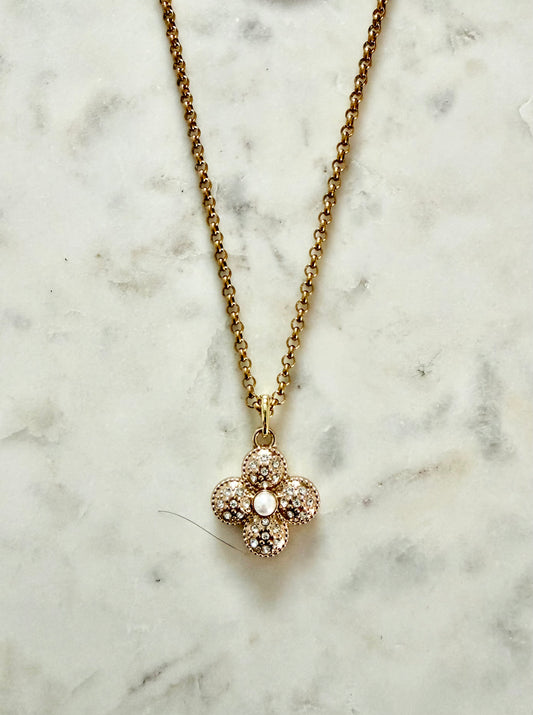 Pearl and Clover necklace