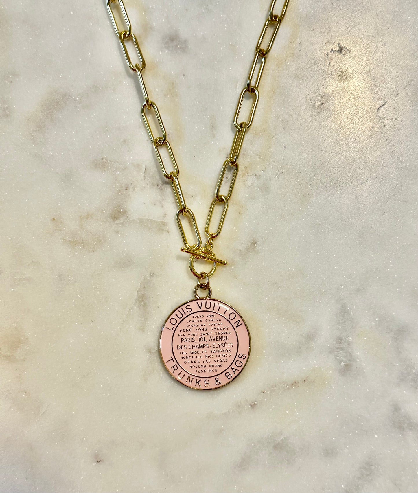 LV pink trunks&bags necklace