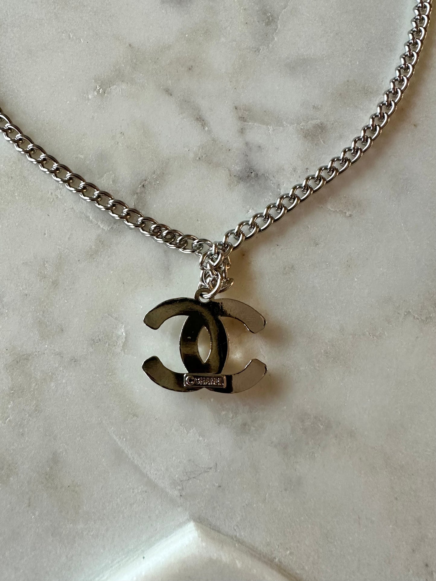 CC silver turn lock necklace 16”