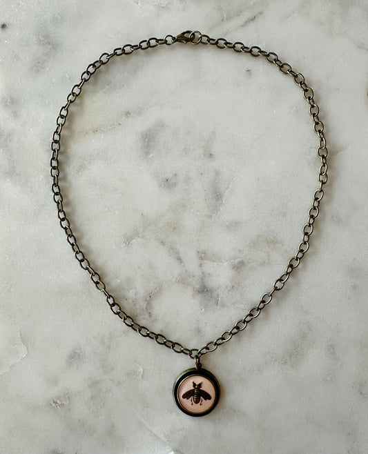 Gucci pink bee bronze necklace 16”