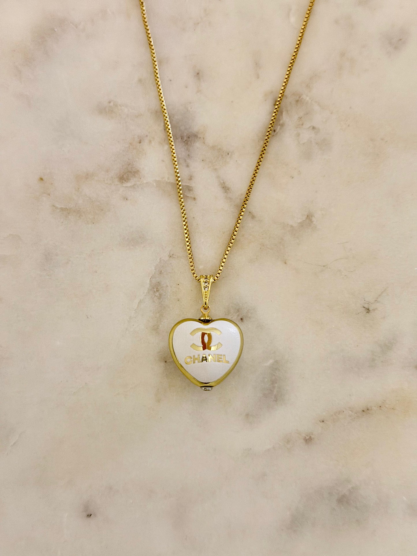 CC white heart with rhinestone necklace