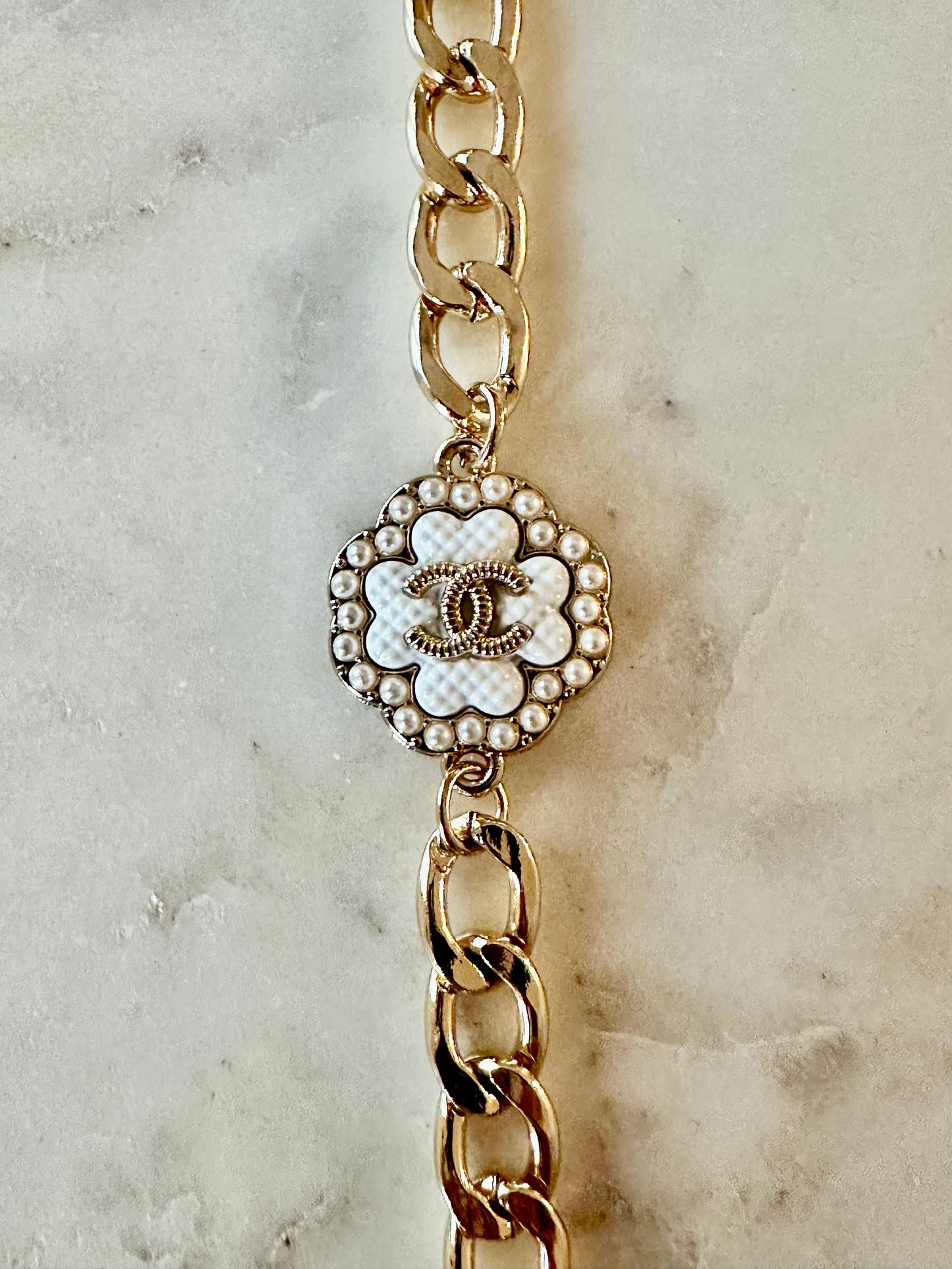 CC white clover with faux pearl bracelet