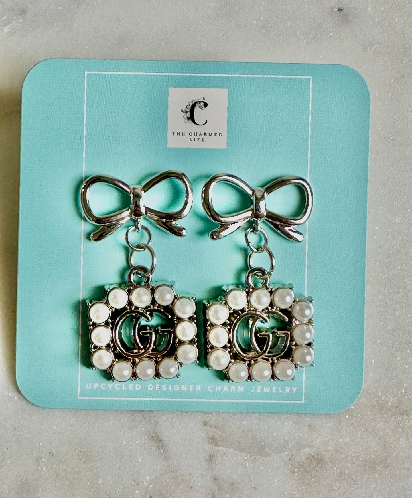 Gucci faux pearl bow earrings