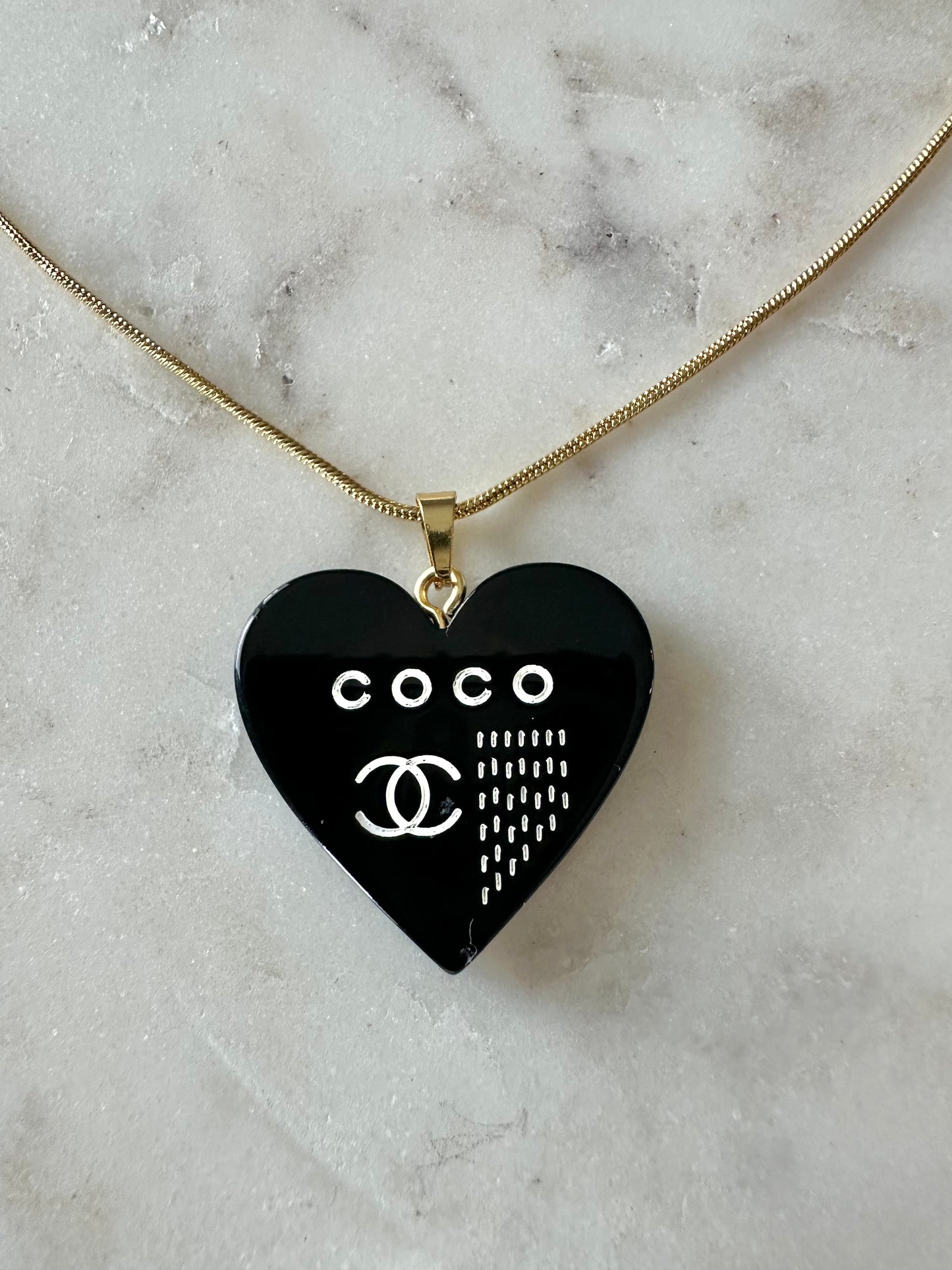 Coco black resin heart necklace 16”