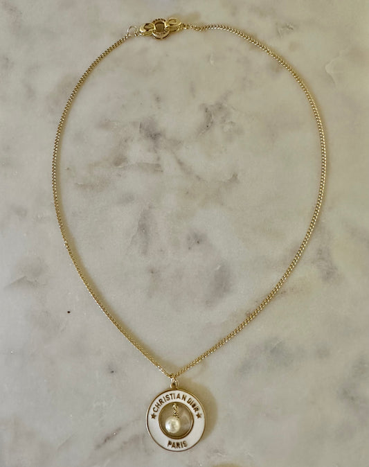 Christian Dior dangle pearl pendant necklace